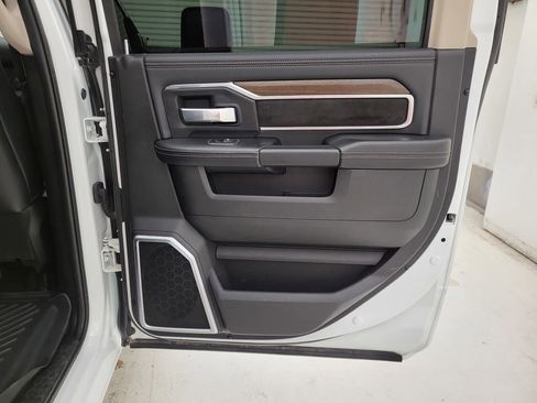 Used 2024 RAM 2500 Laramie image 44