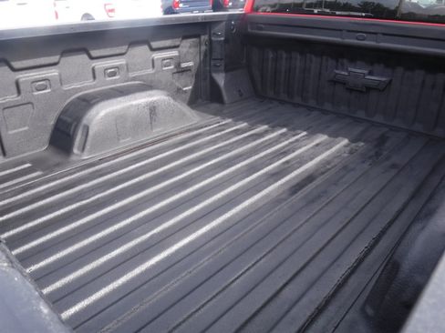 Used 2020 Chevrolet Silverado 1500 Custom w/ Custom Convenience Package AWD/4WD image 15