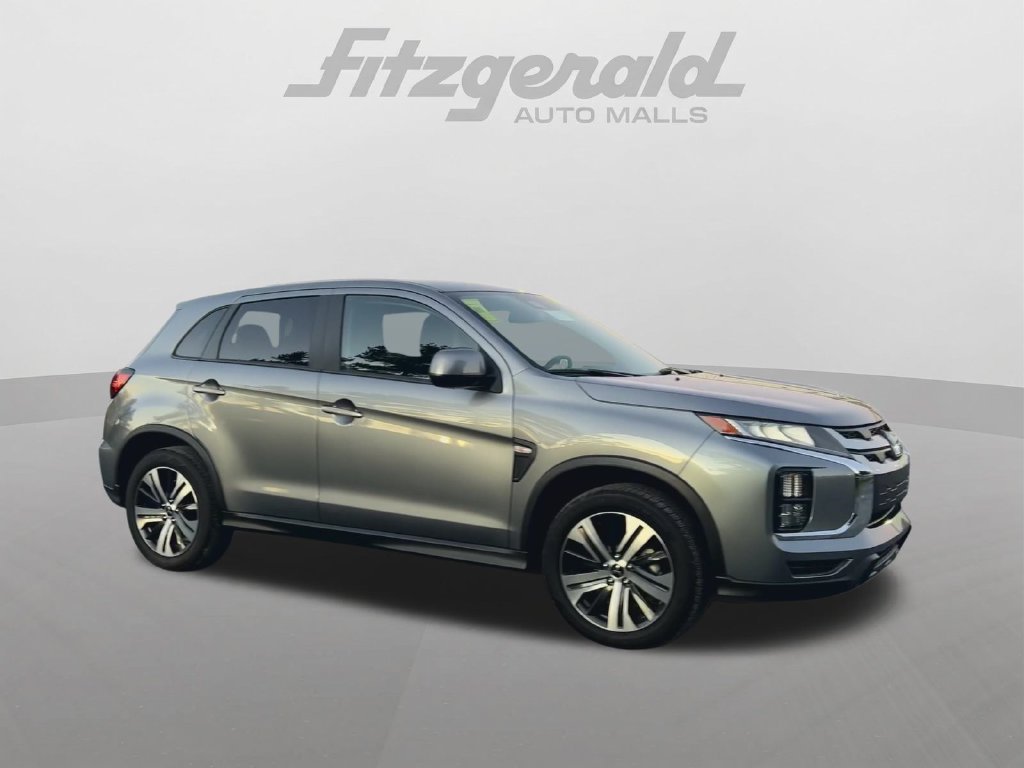 Used 2025 Mitsubishi Outlander Sport ES AWD/4WD image 2