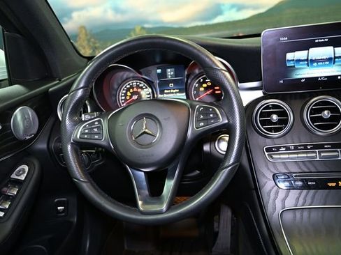 Used 2018 Mercedes-Benz GLC 300 4MATIC image 72