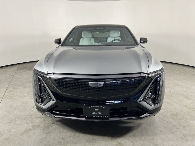 Used 2026 Cadillac Lyriq Sport AWD/4WD image 3