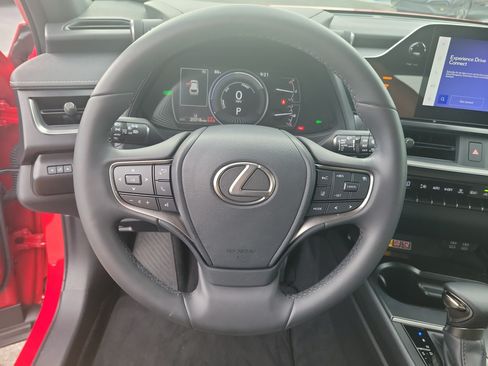 Used 2024 Lexus UX 250h F Sport FWD image 23