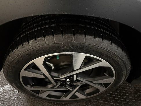 Certified 2023 Hyundai Kona Limited image 16