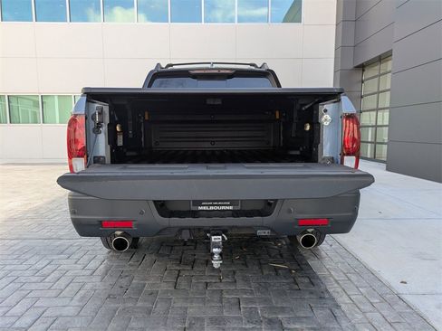 Used 2024 Honda Ridgeline Black Edition image 14