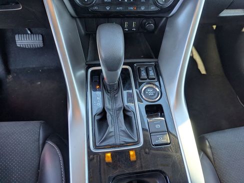 Used 2024 Mitsubishi Eclipse Cross SE image 14