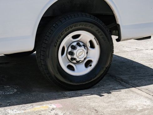 Used 2021 Chevrolet Express 2500 w/ Enhanced Convenience Package RWD image 50