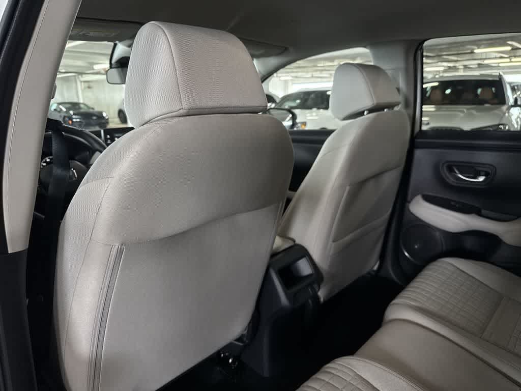 Used 2026 Honda HR-V LX image 22