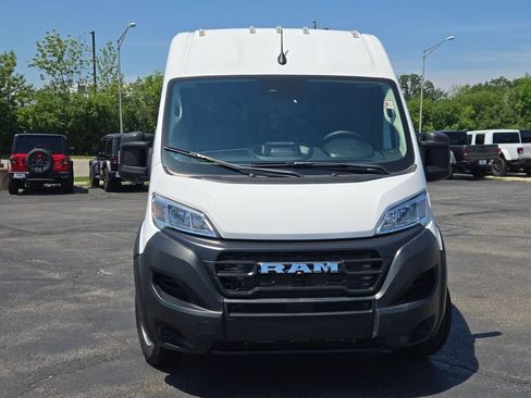 Used 2023 RAM ProMaster 2500 FWD image 2