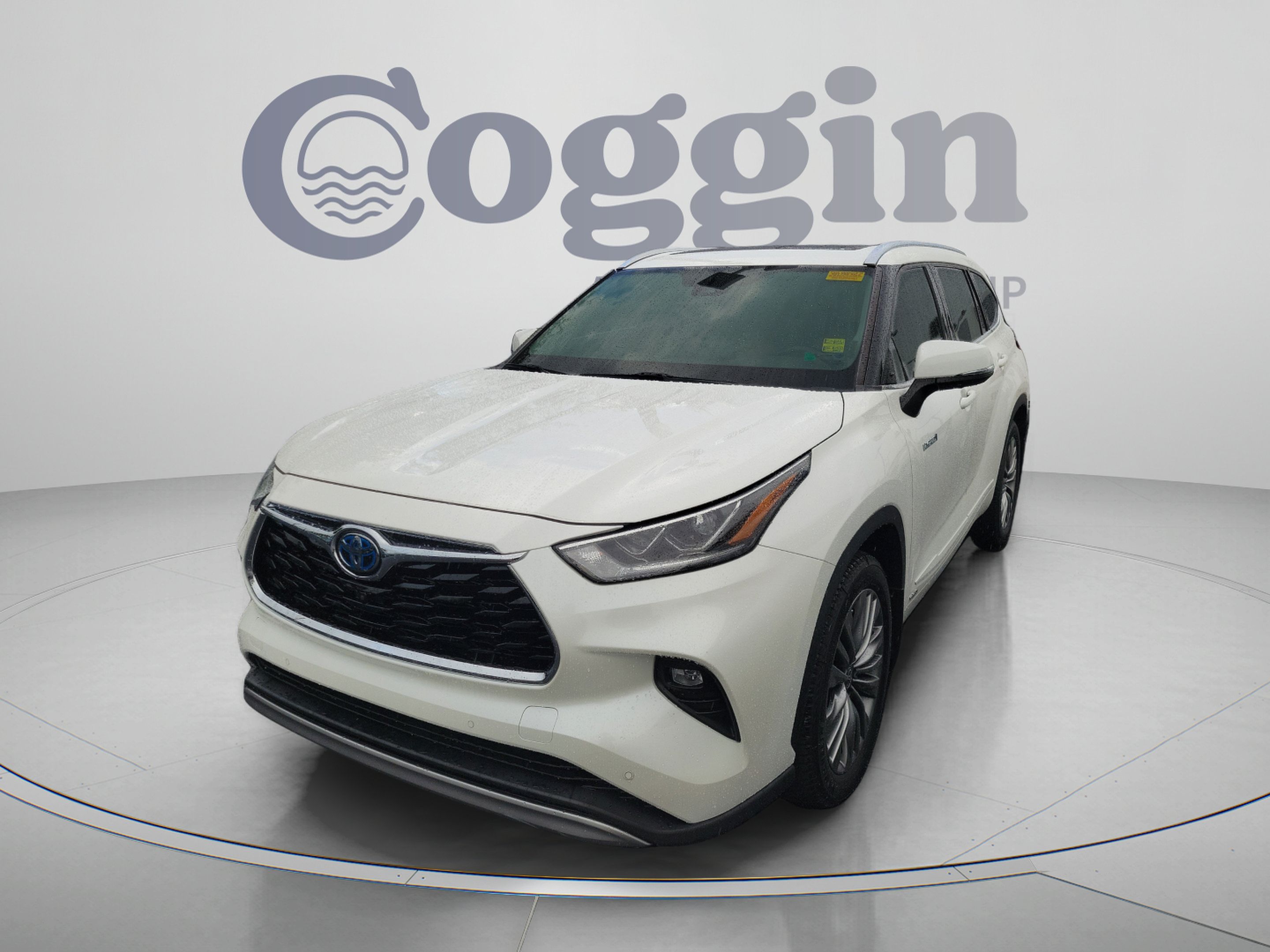 Used 2021 Toyota Highlander Platinum AWD/4WD image 1