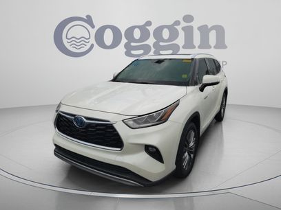 Used 2021 Toyota Highlander Platinum
