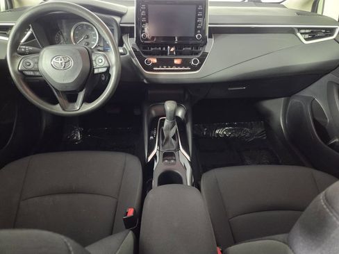 Used 2020 Toyota Corolla LE FWD image 25