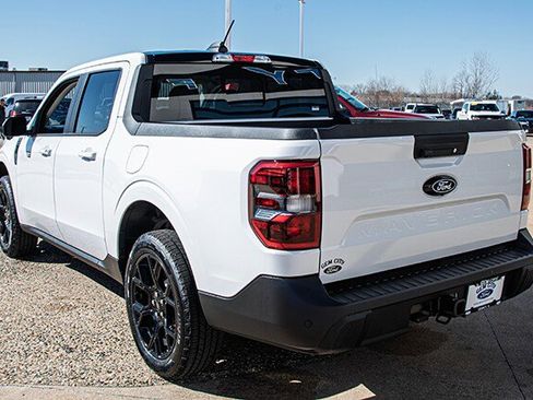 New 2026 Ford Maverick Lariat w/ Black Appearance Package image 3