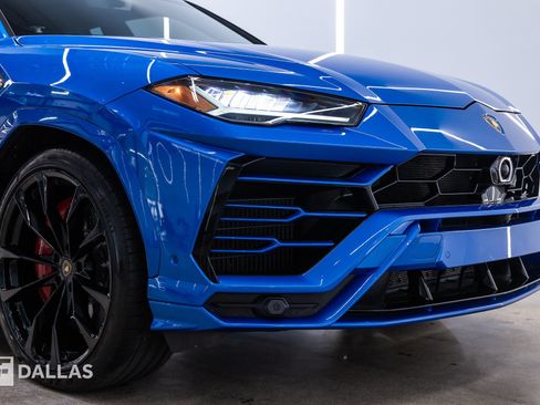 Used 2022 Lamborghini Urus AWD/4WD image 18