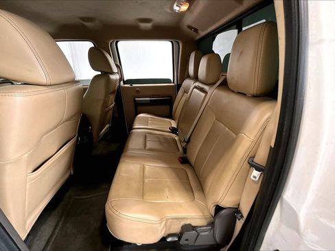 Used 2011 Ford F250 Lariat w/ Lariat Interior Pkg AWD/4WD image 24