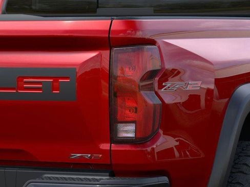 New 2026 Chevrolet Colorado ZR2 w/ Technology Package image 12