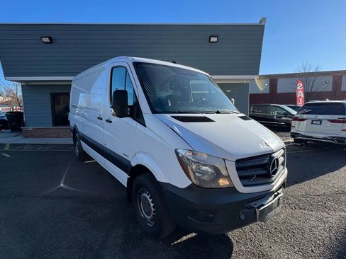 Used 2014 Mercedes-Benz Sprinter 2500 image 8