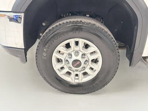 Used 2022 GMC Sierra 2500 Pro w/ Convenience Package AWD/4WD image 21