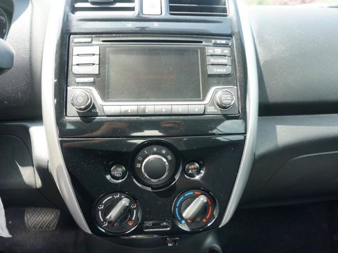 Used 2017 Nissan Versa SV w/ SV Special Edition Package FWD image 26