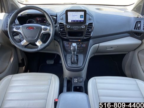 Used 2022 Ford Transit Connect Titanium FWD image 11