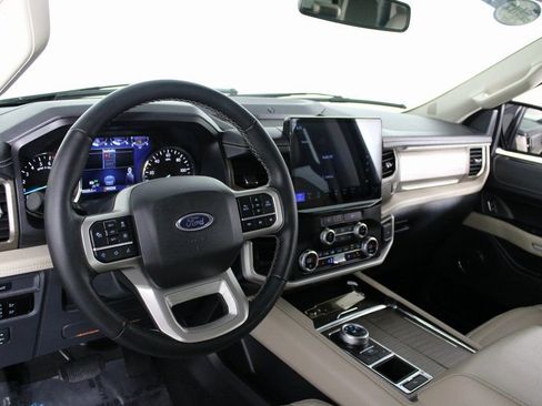 Used 2024 Ford Expedition Max Limited image 15