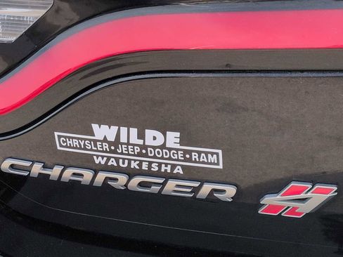 Used 2018 Dodge Charger GT image 12