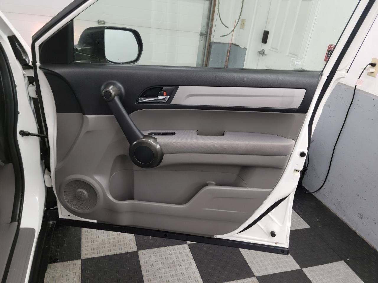 Used 2011 Honda CR-V EX image 21