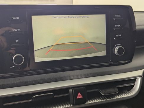 Used 2022 Kia K5 LXS image 21
