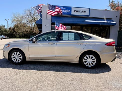 Used 2019 Ford Fusion S image 31