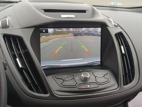 Used 2014 Ford Escape SE w/ Equipment Group 201A image 16