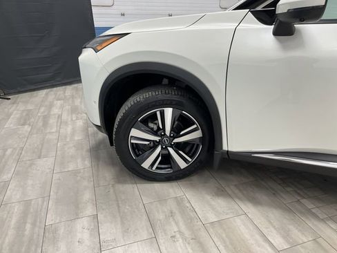 Used 2023 Nissan Rogue SL w/ SL Premium Package image 35