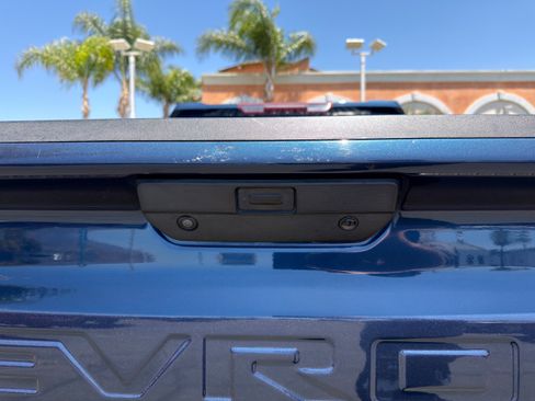 Used 2022 Chevrolet Silverado 1500 LT RWD image 15