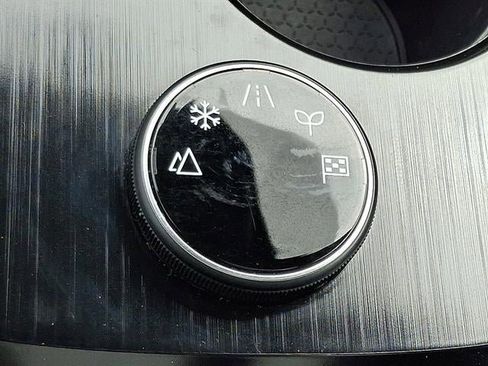 Used 2023 Nissan Rogue SV w/ SV Premium Package image 28