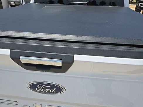 Used 2019 Ford F150 XLT w/ Equipment Group 302A Luxury RWD image 4