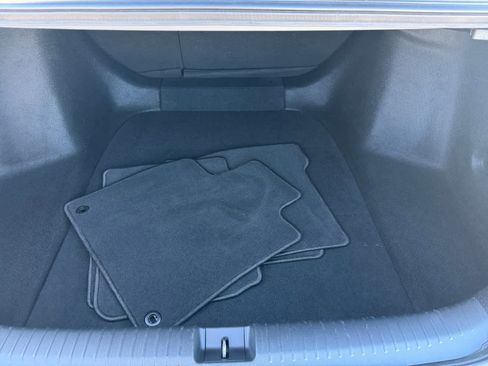 Used 2023 Honda Accord Touring image 4