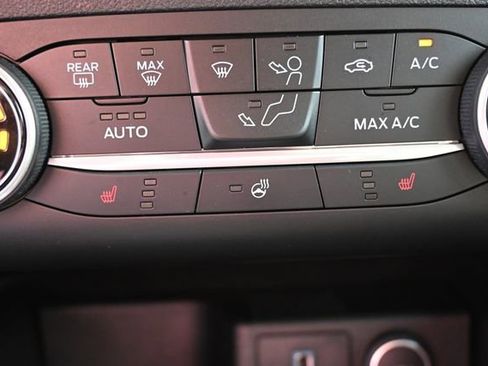 Used 2020 Ford Escape SEL AWD/4WD image 31