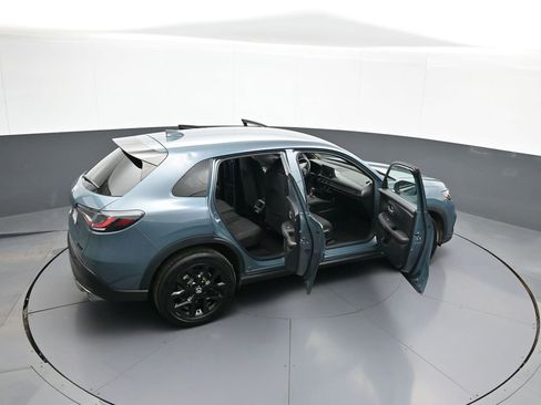 Certified 2024 Honda HR-V Sport image 43
