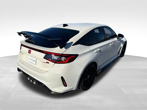 Used 2024 Honda Civic Type R image 5