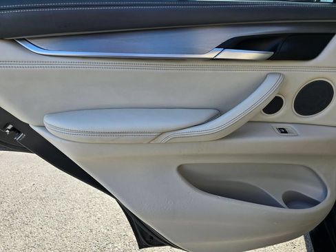 Used 2016 BMW X5 xDrive40e AWD/4WD image 21