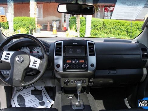 Used 2021 Nissan Frontier PRO-4X w/ Pro-4x Utility Package AWD/4WD image 23