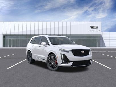New 2025 Cadillac XT6 Sport w/ Technology Package