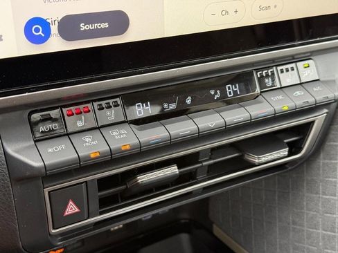 New 2026 Toyota Camry XLE image 28