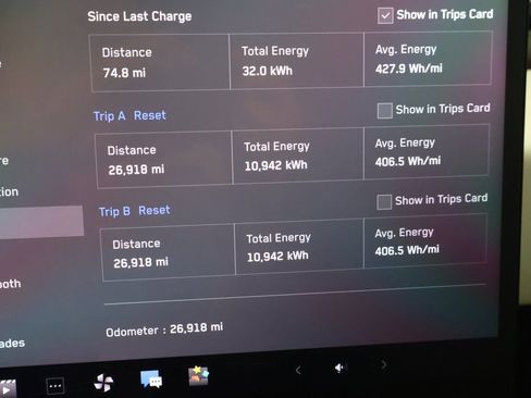 Used 2024 Tesla Cybertruck AWD Crew Cab image 17