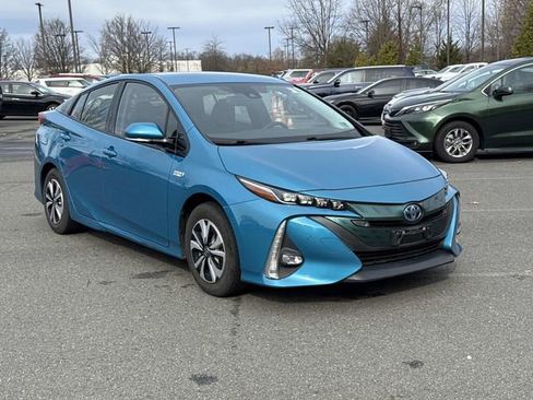 Used 2017 Toyota Prius Prime Advanced image 1