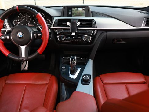 Used 2018 BMW 330i Sedan w/ M Sport Package image 2