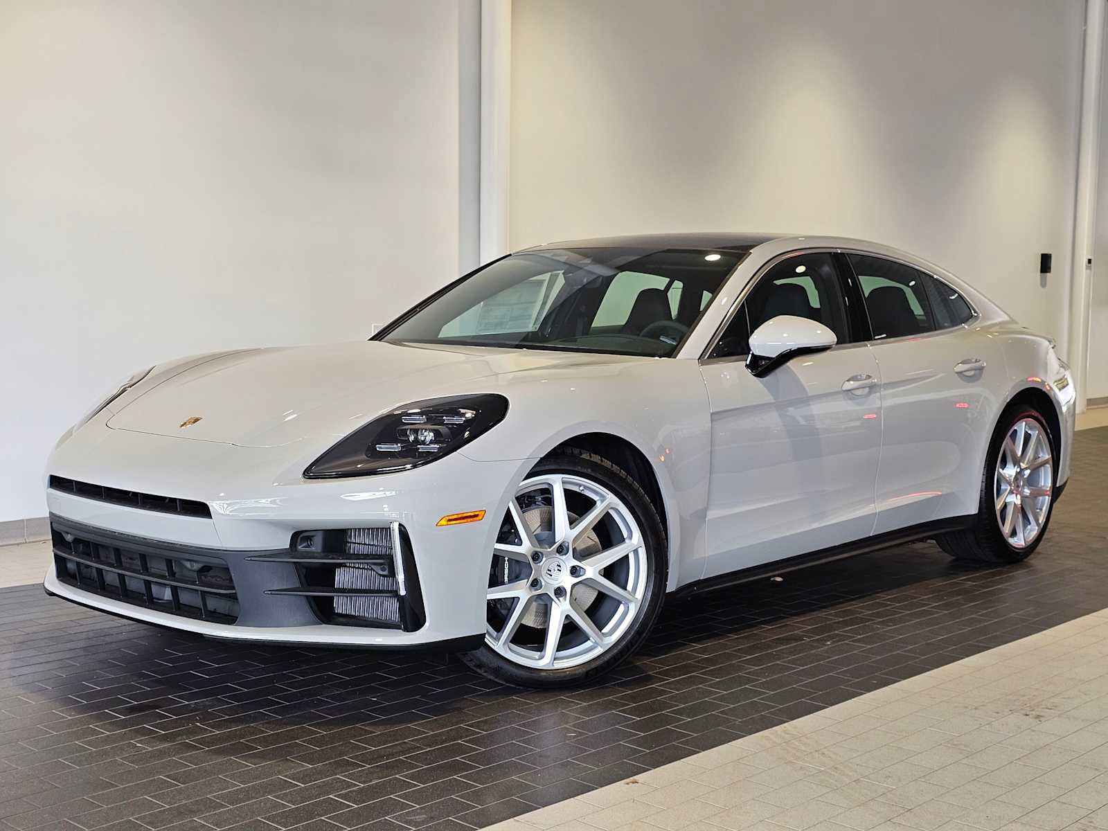 New 2025 Porsche Panamera 4 AWD/4WD image 1