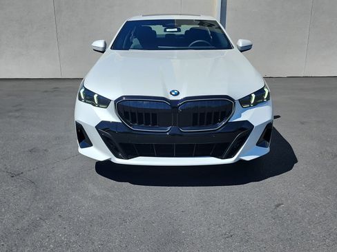 New 2027 BMW 530i w/ M Sport Package RWD image 5