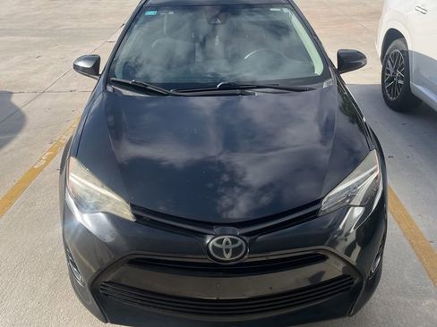 Used 2017 Toyota Corolla LE FWD image 4