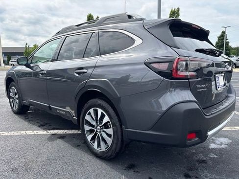 Used 2024 Subaru Outback Touring XT AWD/4WD image 10