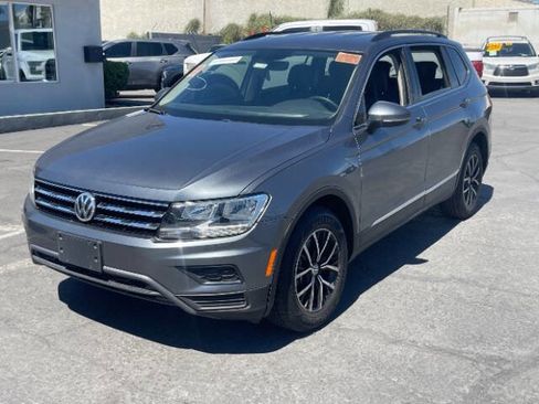 Used 2021 Volkswagen Tiguan SE image 7