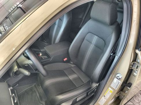 Used 2025 Honda Civic Sport image 11